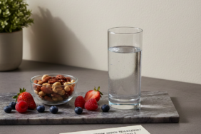 Geceleri atıştırmak neden tehlikelidir? Sağlıklı besinler bile riskli blog görseli